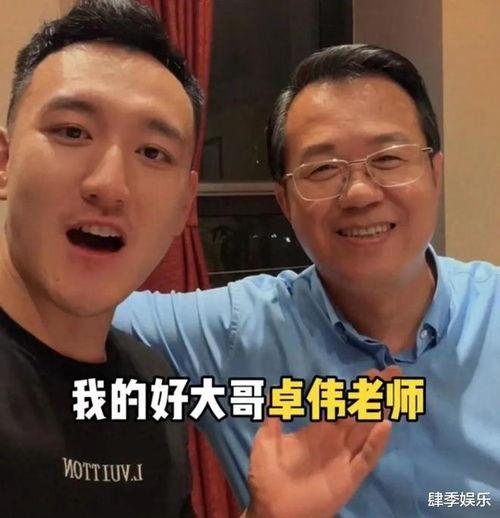 吃瓜博主是谁啊视频,揭秘“吃瓜博主是谁啊”视频背后的热门人物