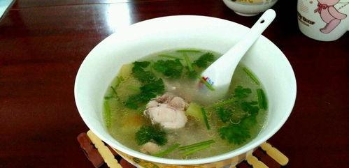 吃瓜汤怎样做好喝视频,吃瓜汤美味秘诀，跟着视频学做超好喝的夏日饮品