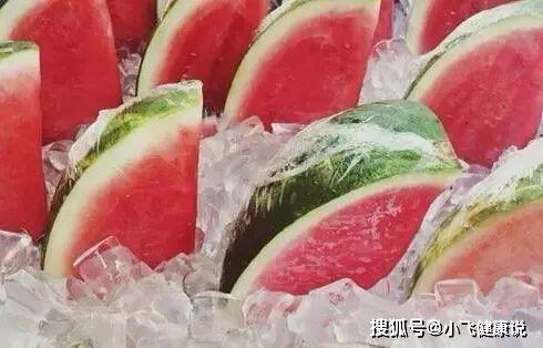 挑战吃冰镇哈密瓜的视频,揭秘冰镇哈密瓜的极致口感之旅