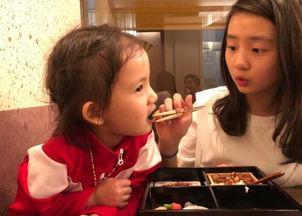 暴躁吃瓜小妹是谁啊视频,揭秘网络红人的魅力与争议