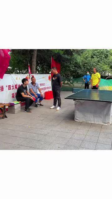 乒乓球比赛期间吃瓜视频,赛场内外趣味横生