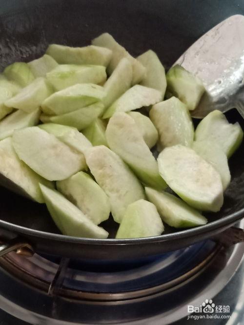 丝瓜的瓜怎样炒着吃视频,家常美味，简单易学