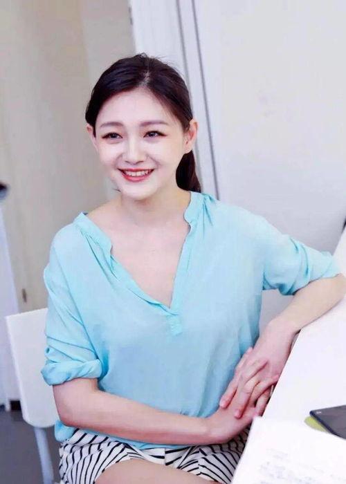 台湾明星吃瓜汪小菲视频,汪小菲与台湾明星的甜蜜瓜田时光
