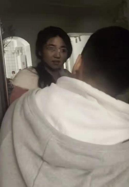 男友出轨吃瓜事件视频,男友出轨实锤！吃瓜群众揭秘惊人视频真相