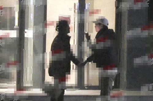 嘉兴二院吃瓜事件视频曝光,真相与争议交织的医患冲突