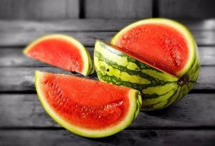 放一个吃瓜的视频,揭秘网红吃瓜视频背后的秘密