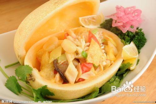 哈密瓜可以涮锅吃吗视频,创意美食新体验